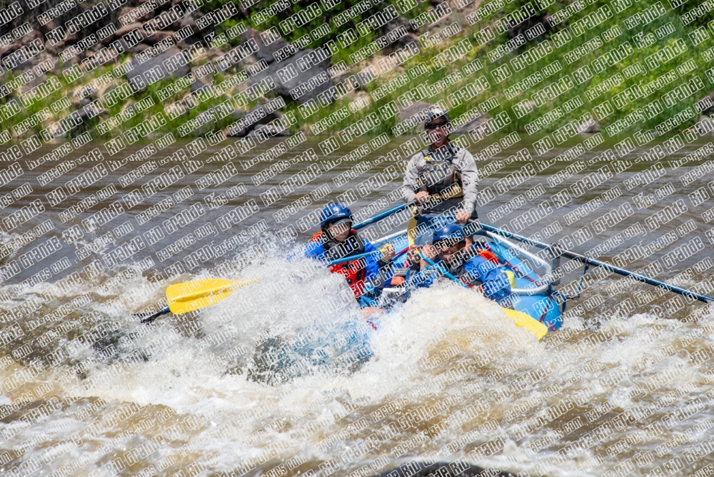 001159Rio-Grande-RaftPics_May31_Far-Flung_BOX_LA_DSC2364