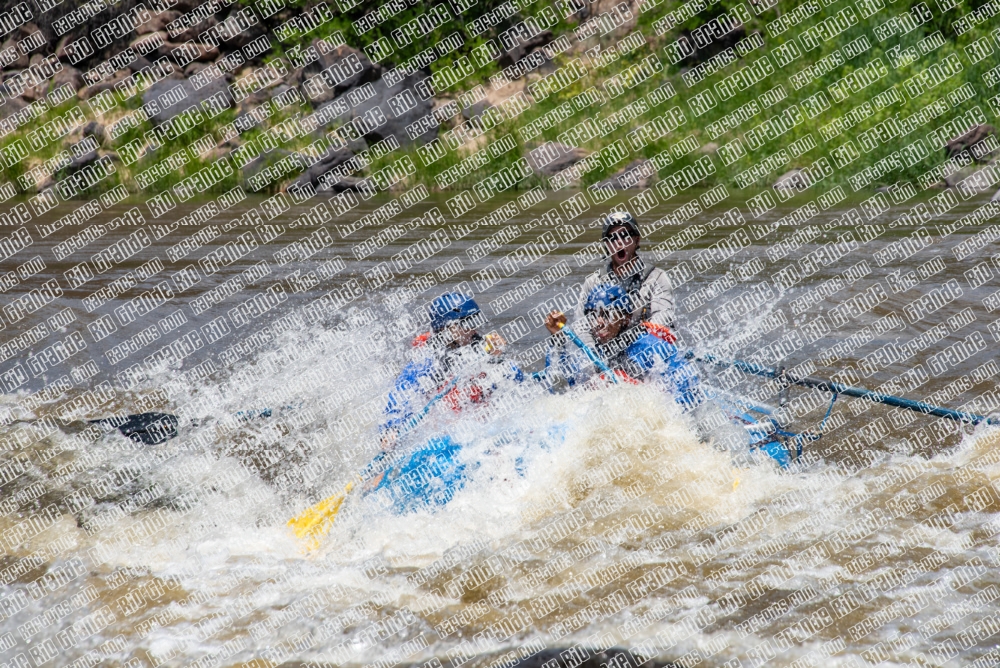 001160Rio-Grande-RaftPics_May31_Far-Flung_BOX_LA_DSC2365