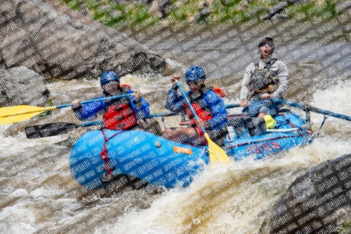 001166Rio-Grande-RaftPics_May31_Far-Flung_BOX_LA_DSC2371