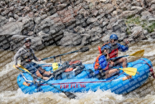 001174Rio-Grande-RaftPics_May31_Far-Flung_BOX_LA_DSC2379