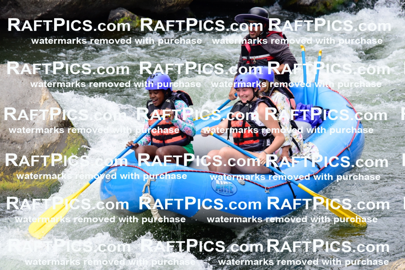 008339_RaftPics_AUg-8_NewWave_PM_LA_Elias