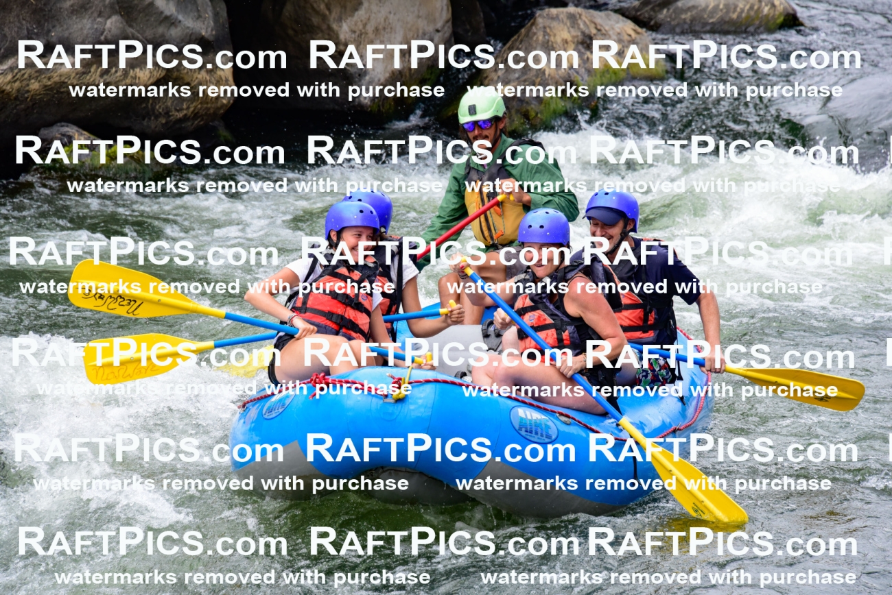 008373_RaftPics_AUg-8_NewWave_PM_LA_Orlando