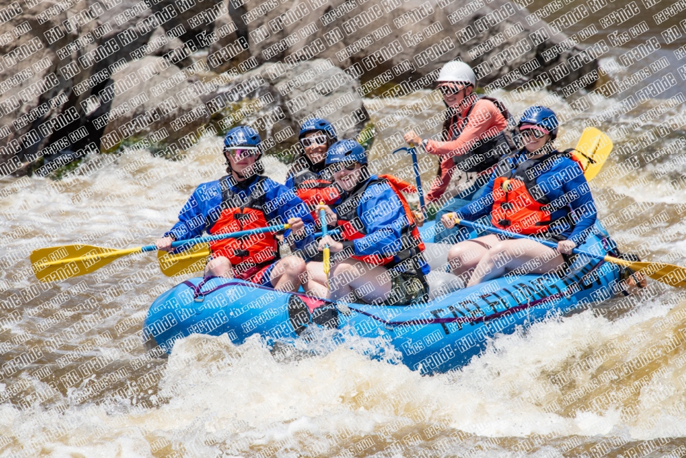 001187Rio-Grande-RaftPics_May31_Far-Flung_BOX_LA_DSC2392