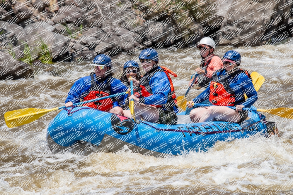 001188Rio-Grande-RaftPics_May31_Far-Flung_BOX_LA_DSC2393