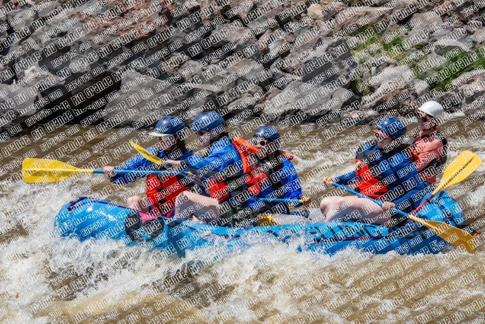 001191Rio-Grande-RaftPics_May31_Far-Flung_BOX_LA_DSC2396