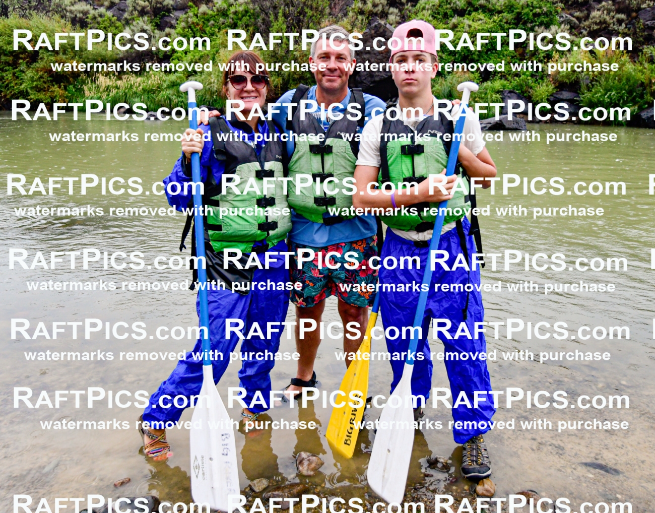 008902_Raftpics_August_10_BIG-RIVER_Racecourse_AM_TC_Groups_KLA7972