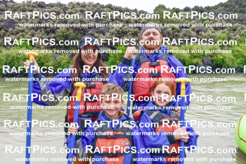 008910_Raftpics_August_10_LOS-RIOS_Racecourse_AM_TC_Groups_KLA7982