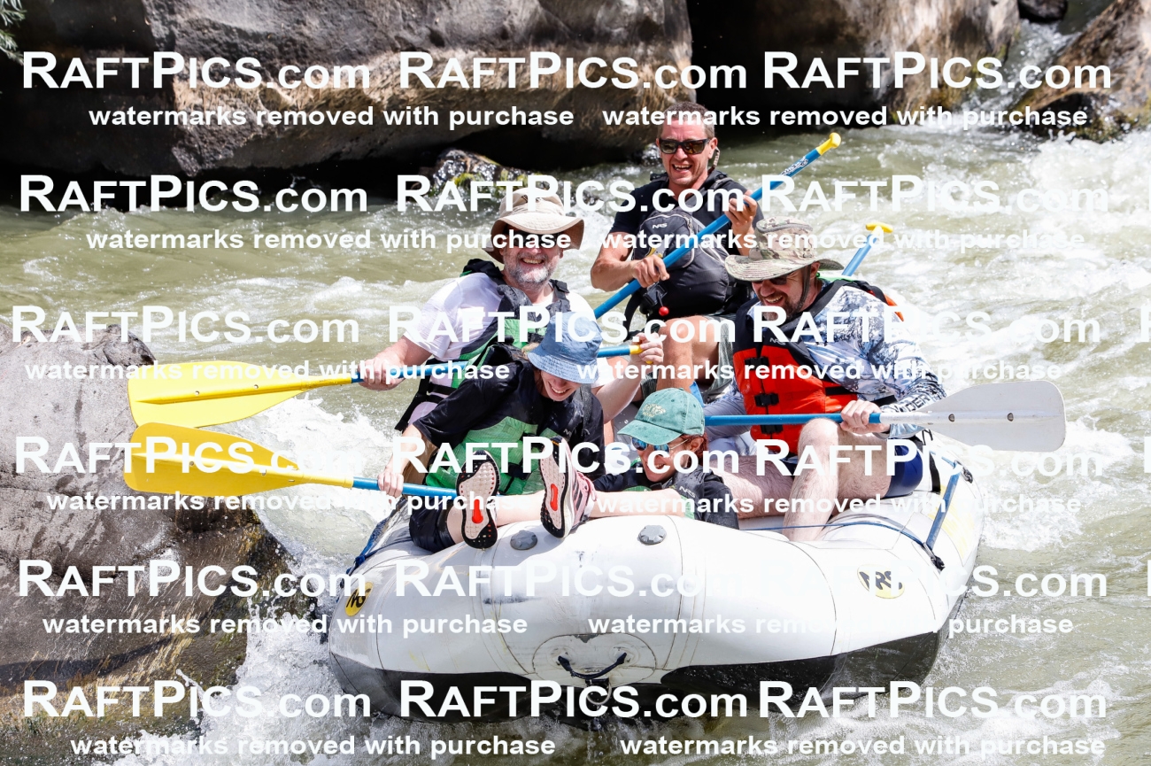 027201_RaftPics_August_11_BigRiver_Racecourse_AM_Jessie_TC_