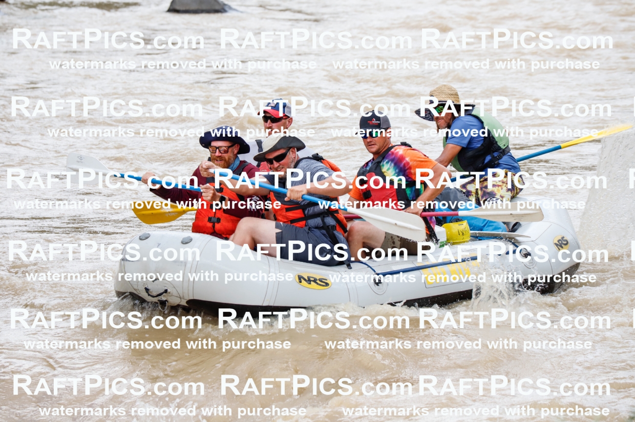 027710_RaftPics_August_13_BigRiver_Racecourse_AM_Paris_TC_