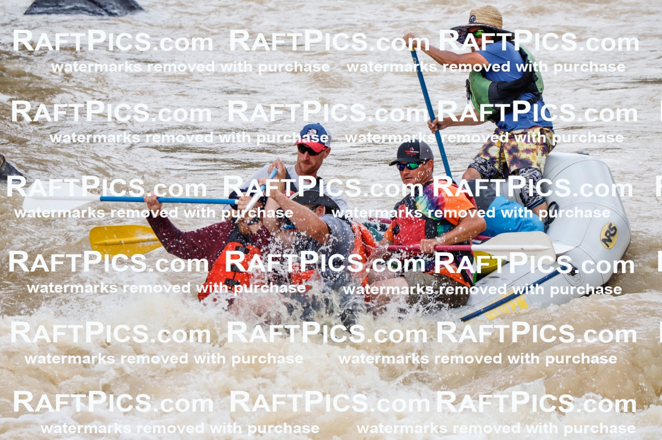 027711_RaftPics_August_13_BigRiver_Racecourse_AM_Paris_TC_