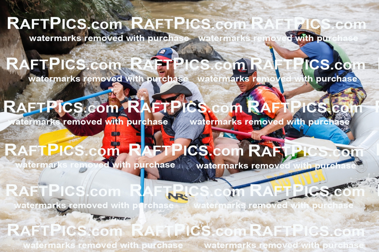 027715_RaftPics_August_13_BigRiver_Racecourse_AM_Paris_TC_