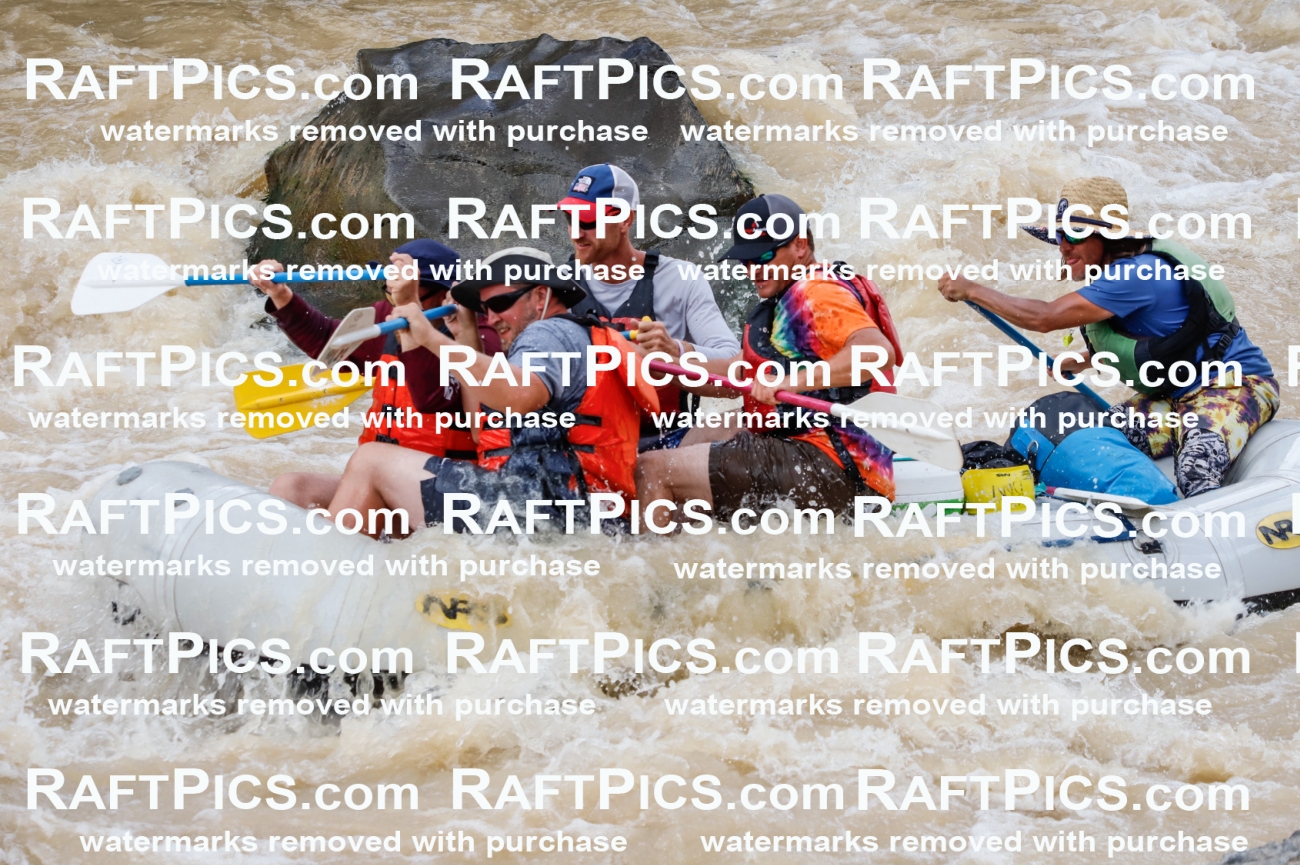 027724_RaftPics_August_13_BigRiver_Racecourse_AM_Paris_TC_