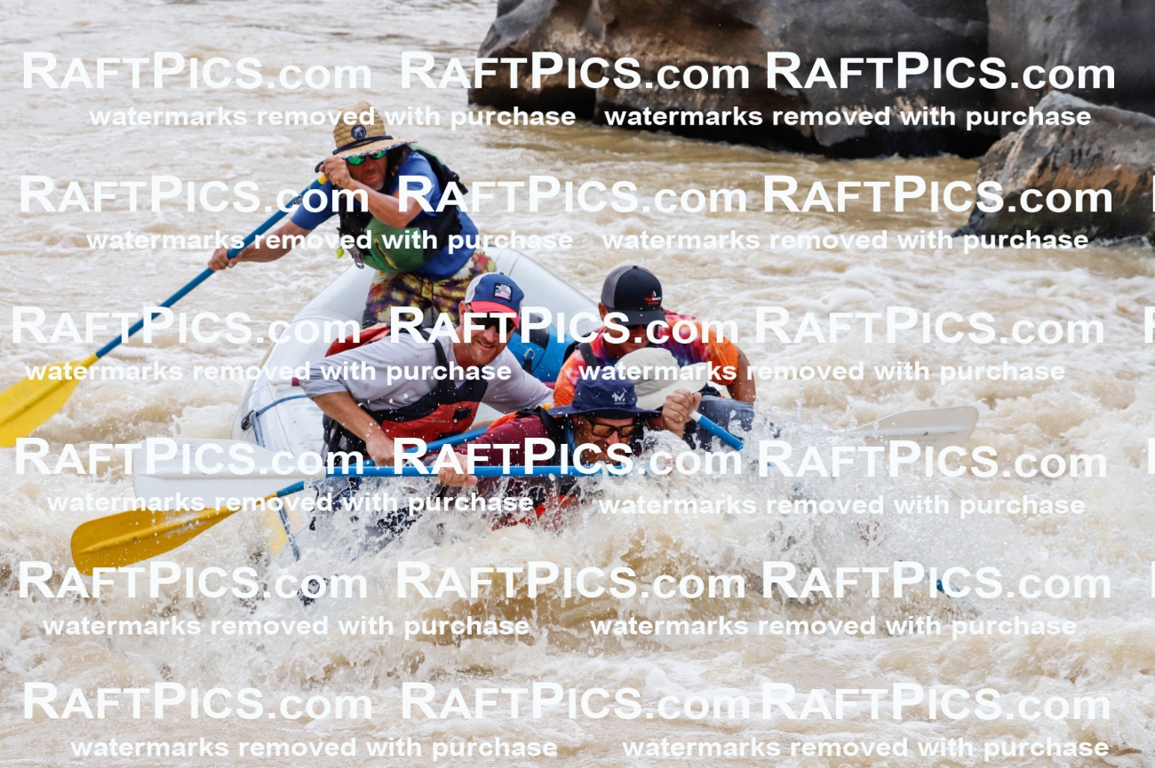 027732_RaftPics_August_13_BigRiver_Racecourse_AM_Paris_TC_