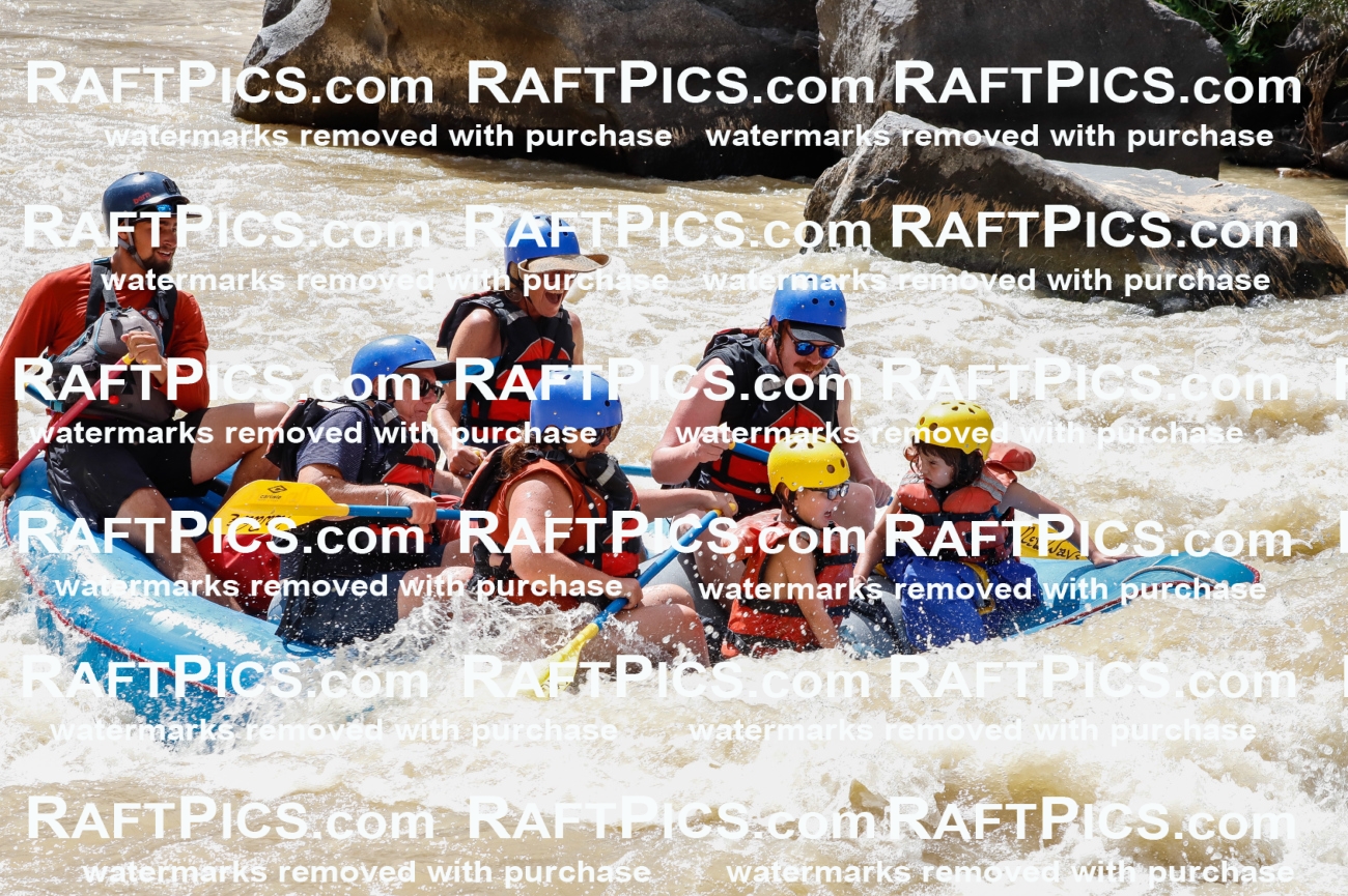 028073_RaftPics_August_14_NewWave_Racecourse_PM_Rui_TC_