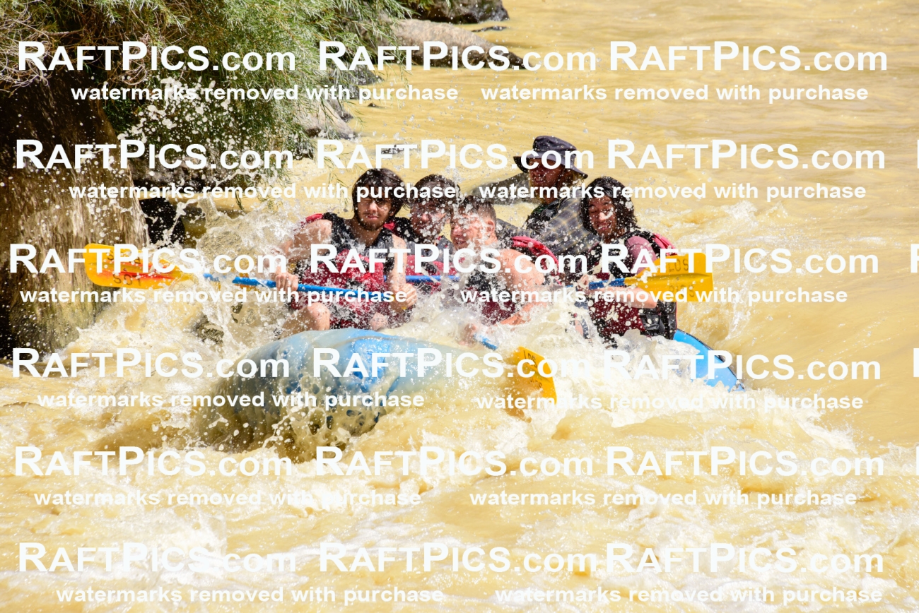 009248_Aug-15_LosRios_AM_RAFTPICS_LA_Zack_