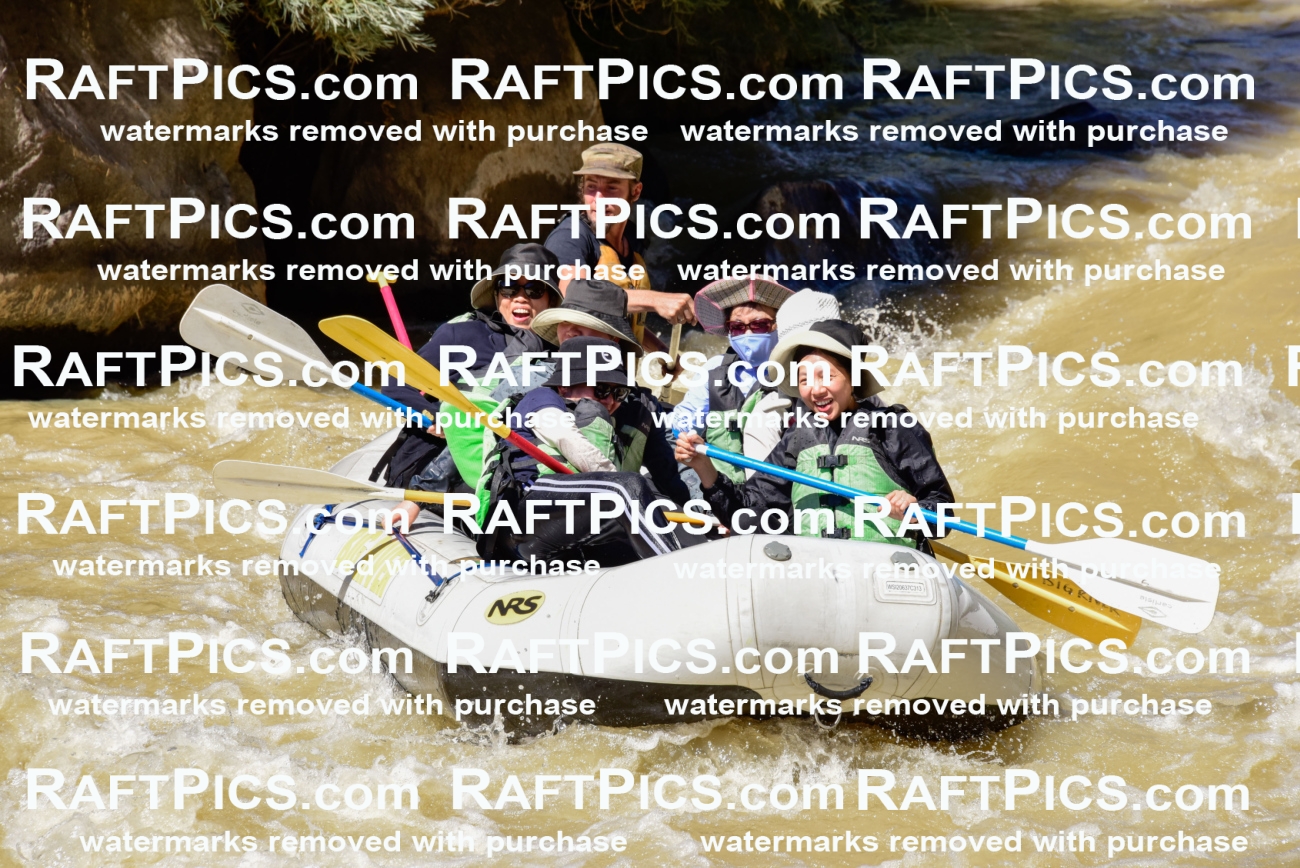 008559_RaftPics_AUg-8_BigRiver_PM_LA_Boat2