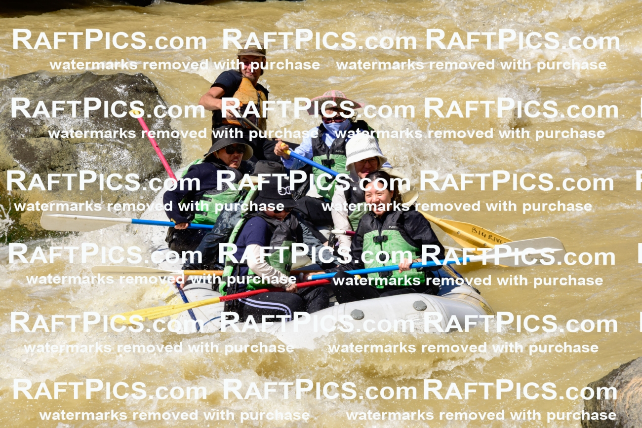 008568_RaftPics_AUg-8_BigRiver_PM_LA_Boat2