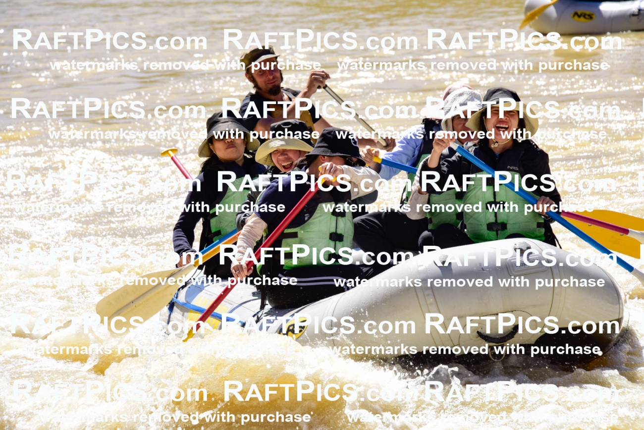 008584_RaftPics_AUg-8_BigRiver_PM_LA_Boat2