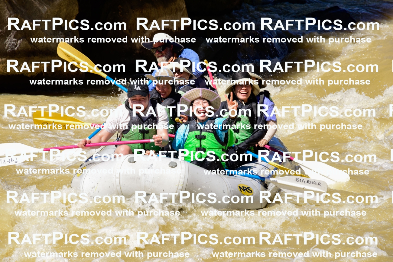 008741_RaftPics_AUg-15_BigRiver_PM_LA_Brian