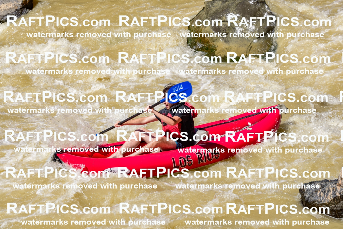 008899_RaftPics_AUg-15_LosRios_PM_LA_funyak4