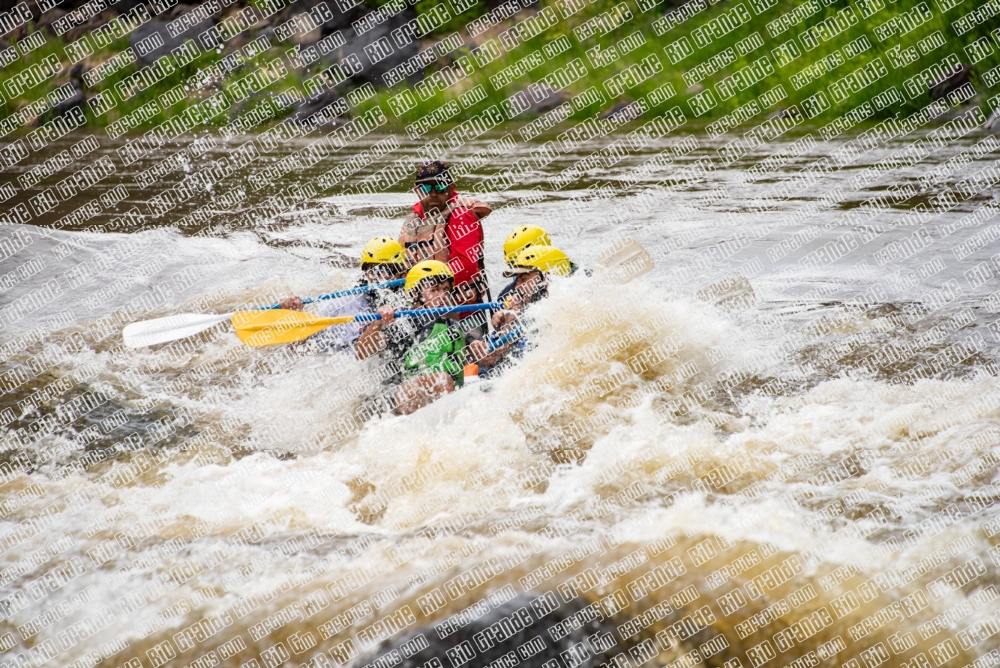 001285_RioGrandeRaftPics_BigRiver_June-1_Box_LA_DSC2493