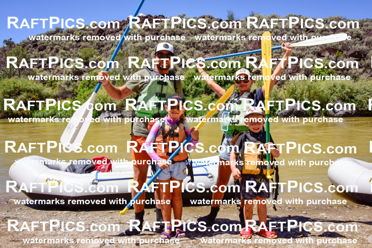 009795_Aug-16_BigRiver_PM_RAFTPICS_LA_Portraits_