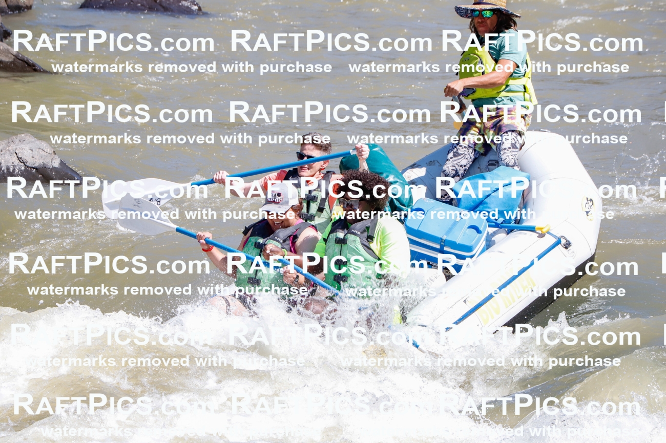 030011_RaftPics_August_31_BigRiver_Racecourse_AM_Paris_TC_