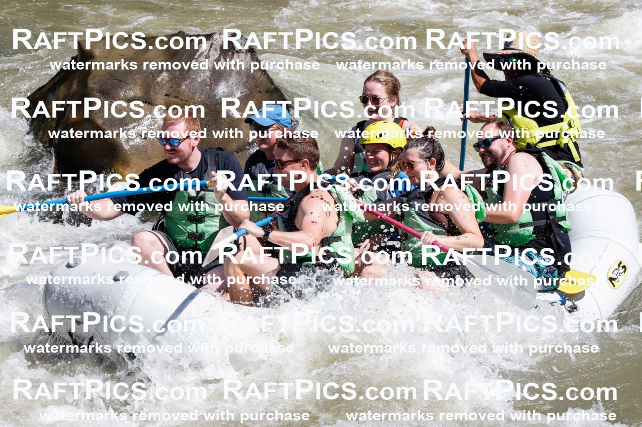 030345_RaftPics_Sept_01_BigRiver_Racecourse_AM_Paris_TC_