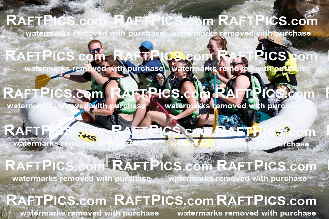 030350_RaftPics_Sept_01_BigRiver_Racecourse_AM_Paris_TC_