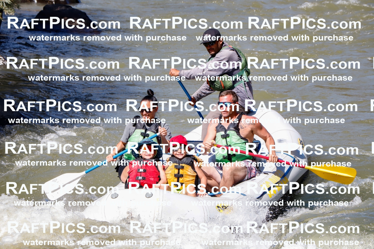 030436_RaftPics_Sept_01_BigRiver_Racecourse_PM_Migs_TC_