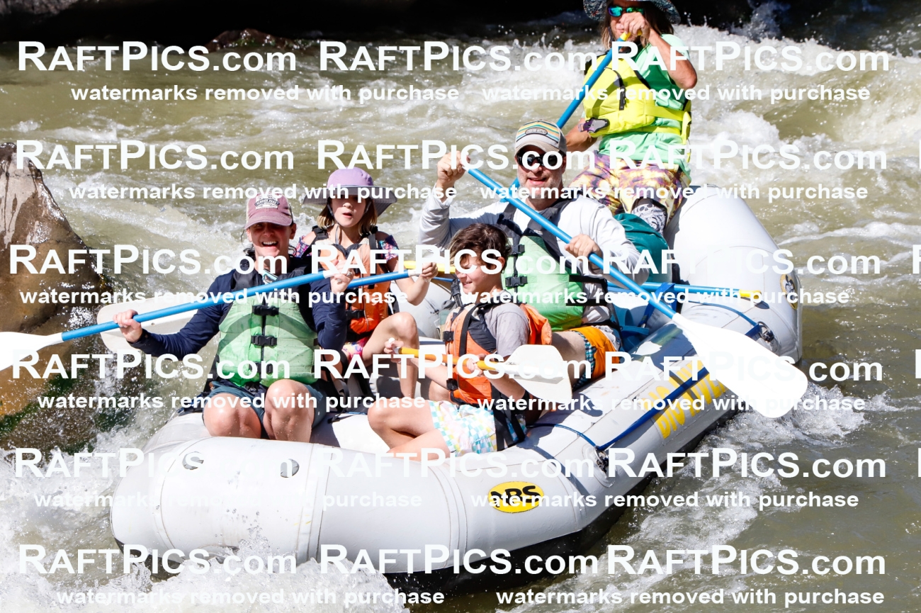 030484_RaftPics_Sept_01_BigRiver_Racecourse_PM_Paris_TC_