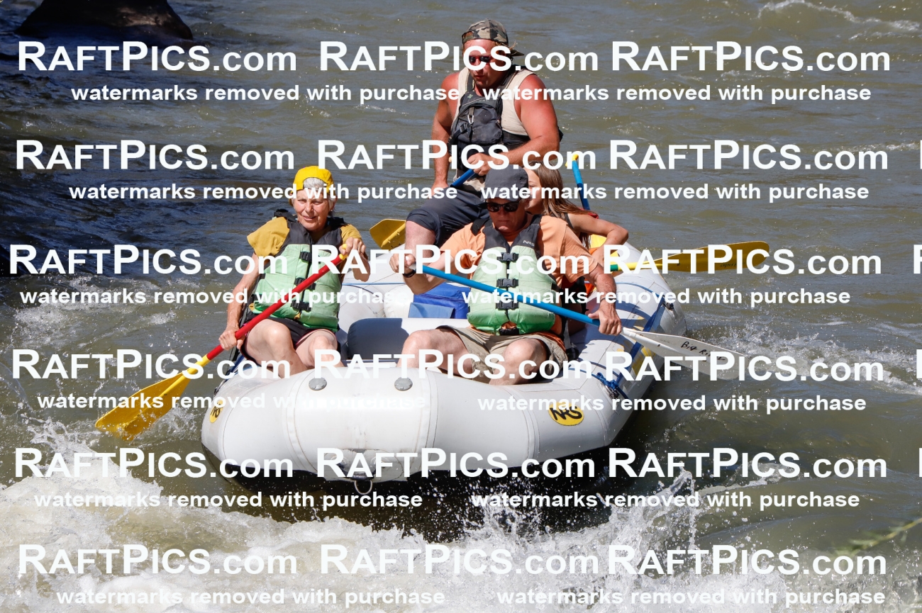 030493_RaftPics_Sept_01_BigRiver_Racecourse_PM_Seth_TC_