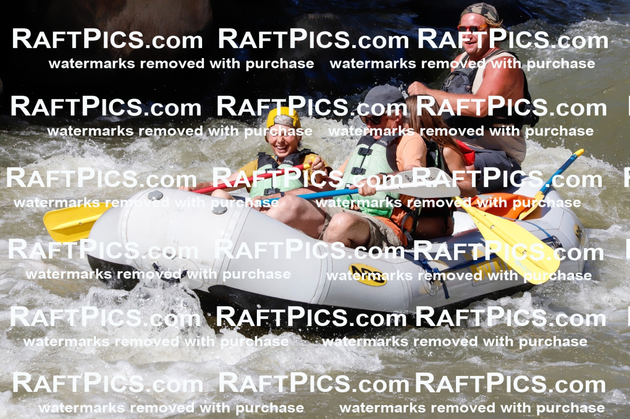 030499_RaftPics_Sept_01_BigRiver_Racecourse_PM_Seth_TC_