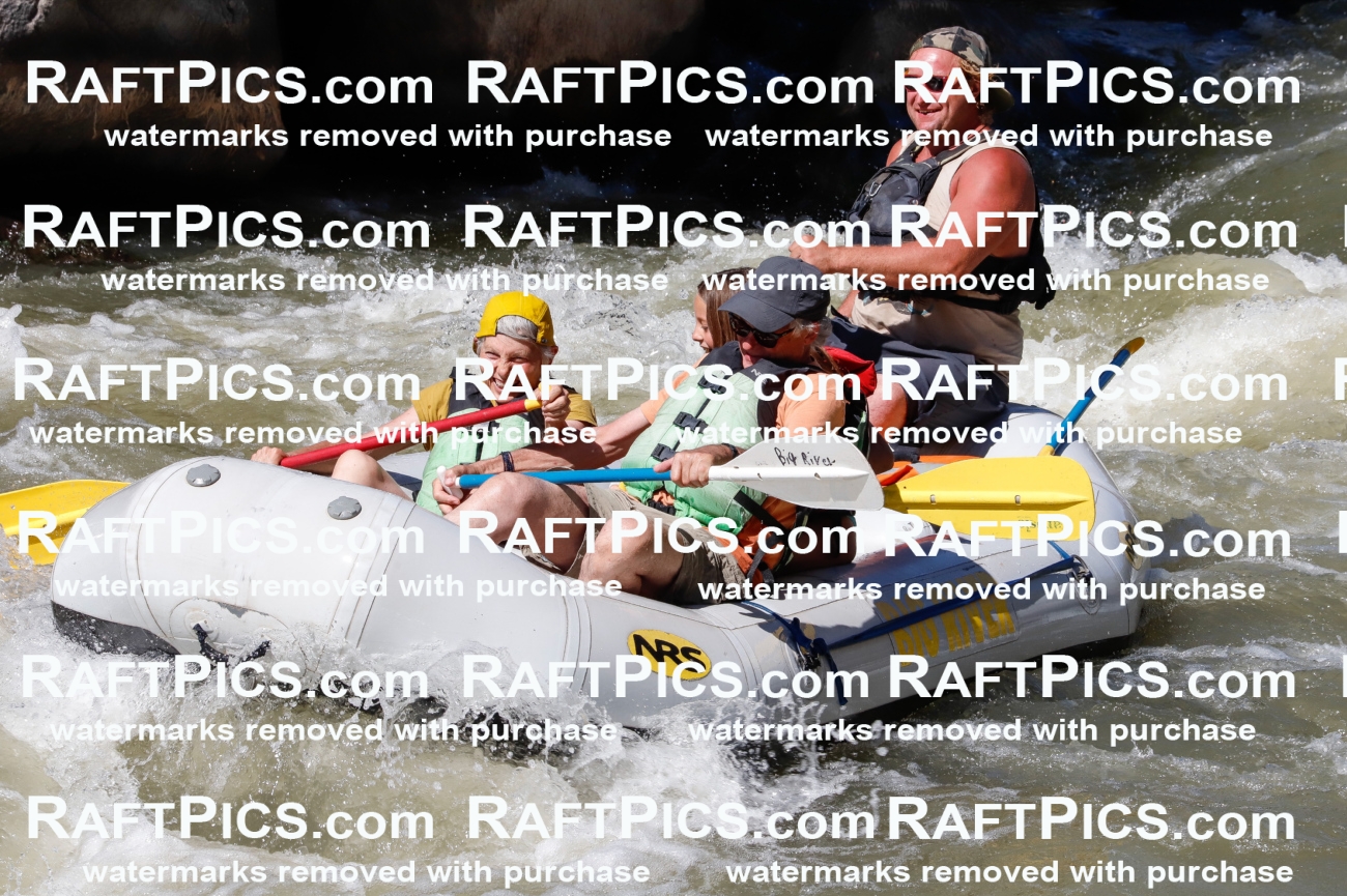 030501_RaftPics_Sept_01_BigRiver_Racecourse_PM_Seth_TC_