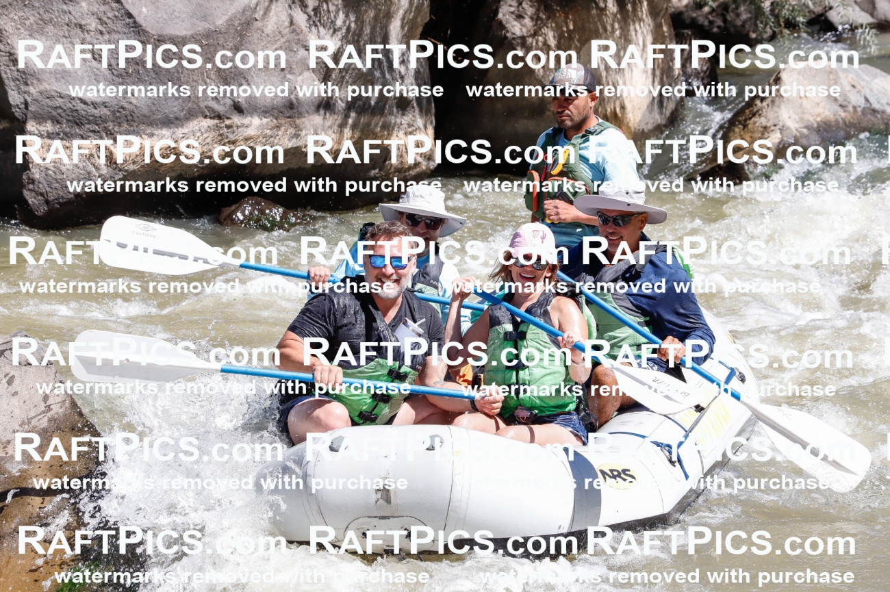 030672_RaftPics_Sept_02_BigRiver_Racecourse_AM_Migs_TC_