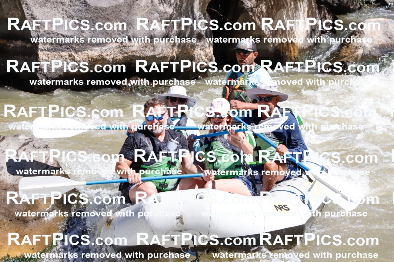 030673_RaftPics_Sept_02_BigRiver_Racecourse_AM_Migs_TC_