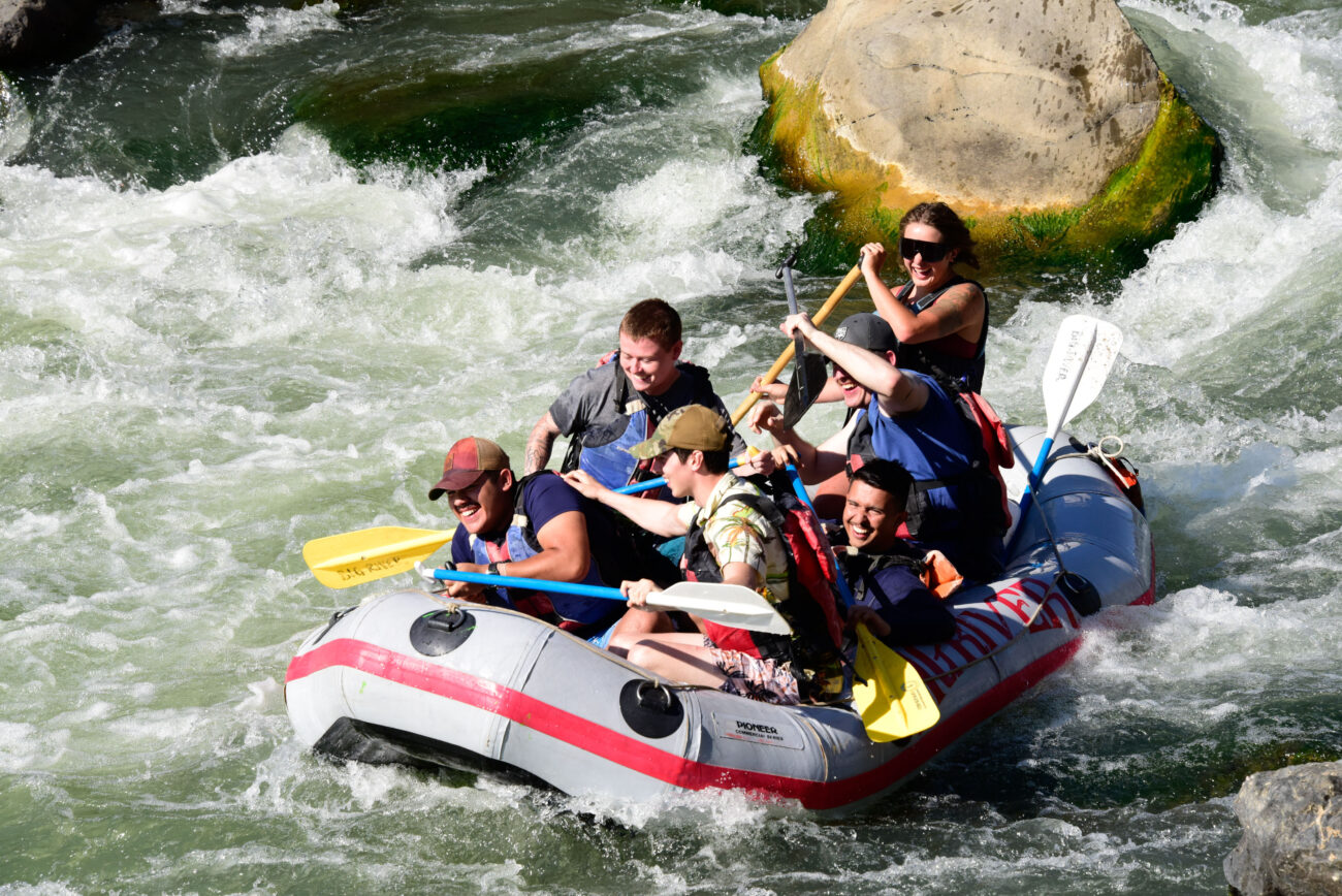 009960_Sept12_BIGRIVER_PM_RAFTPICS_LA_Heather_