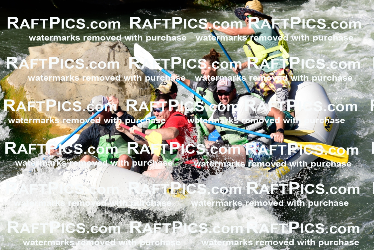 010129_Sept12_BIGRIVER_PM_RAFTPICS_LA_PARIS_