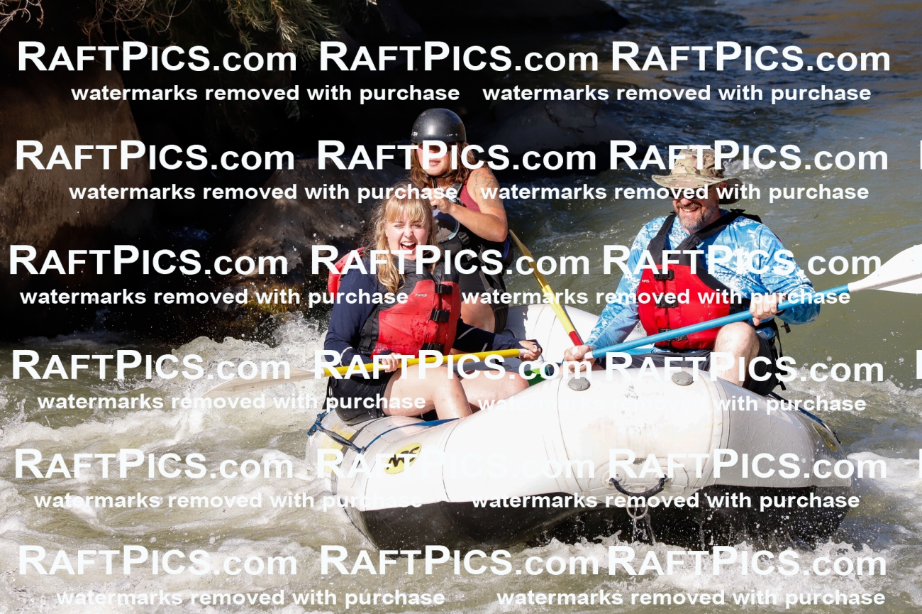 031050_RaftPics_Sept_28_BigRiver_Racecourse_PM_Heather_TC_