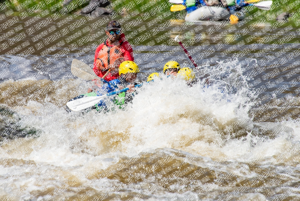 001769_RaftPics_BigRiver_June-3_Box_DSC2989-1