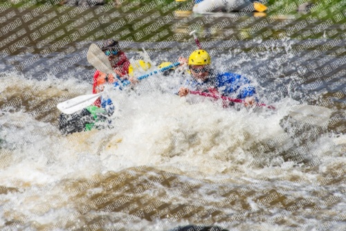 001770_RaftPics_BigRiver_June-3_Box_DSC2990