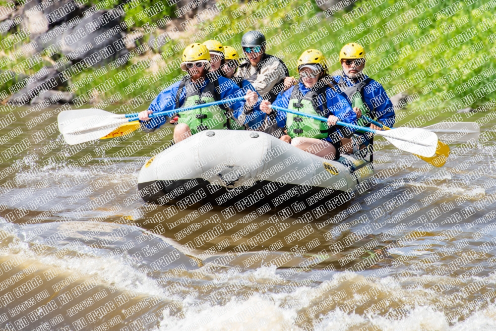 001783_RaftPics_BigRiver_June-3_Box_DSC3003