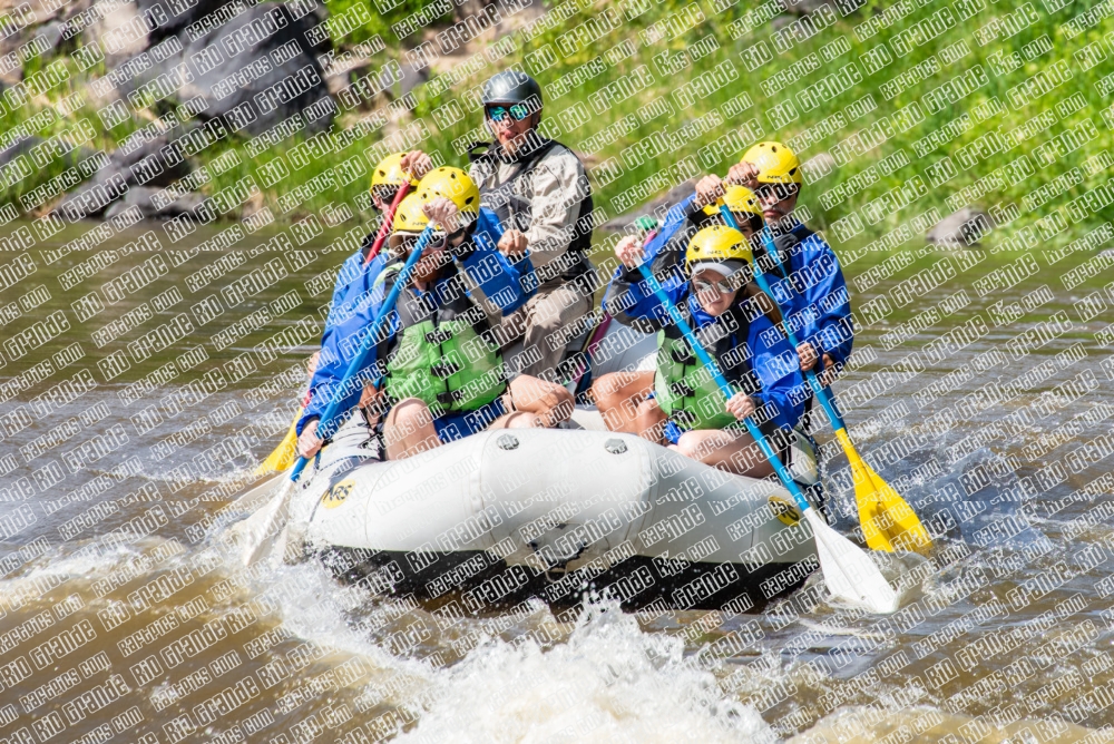 001784_RaftPics_BigRiver_June-3_Box_DSC3004