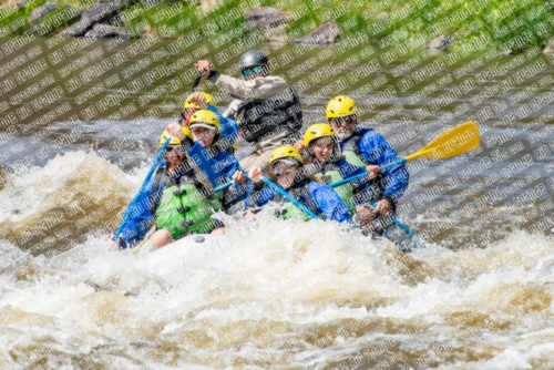 001787_RaftPics_BigRiver_June-3_Box_DSC3007