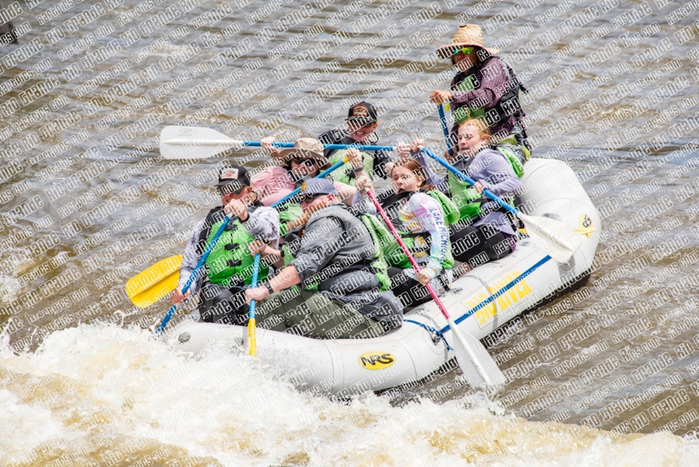 001894_RaftPics_BigRiver_June-4_Racecourse-AM_LA_DSC3150